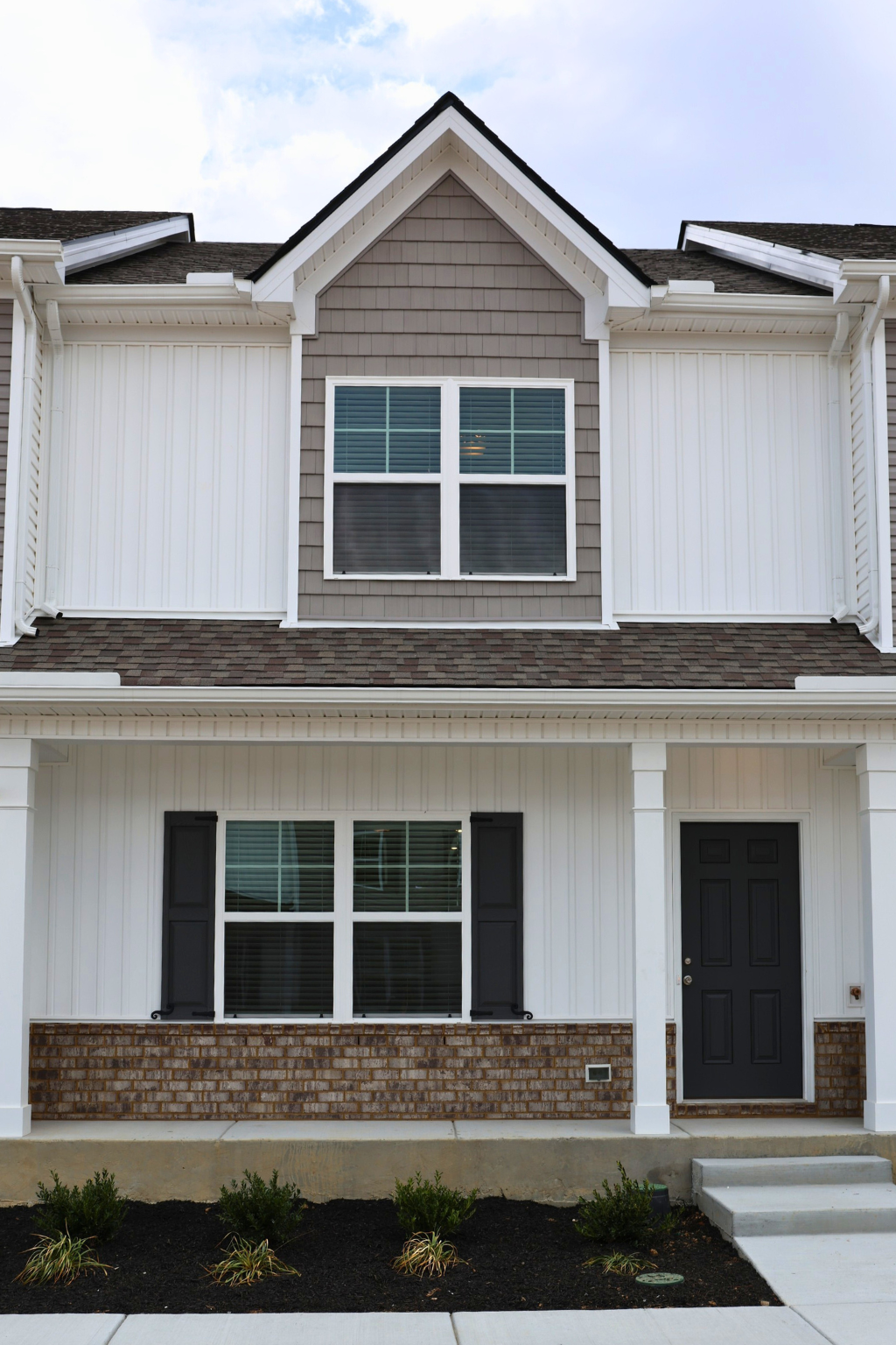 2.1BR Outside